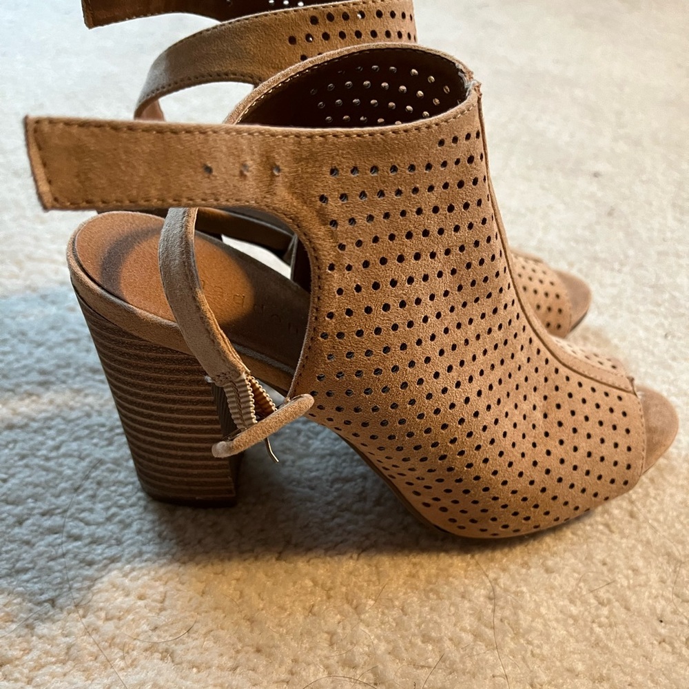 Madden Girl Open Toe shoe chunk 3” heel - Worn few times - Like New
